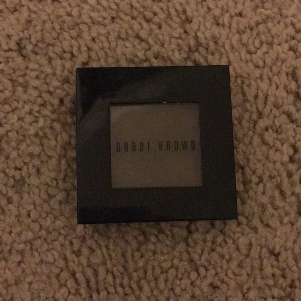 Bobbi Brown Eye Shadow In Shade Mahogany!